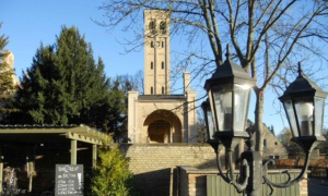 Bornstedter Friedhof - Quartier Hostel