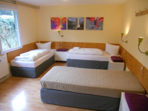 4 Bett Zimmer Damen - Einzelbett - Boxspring
