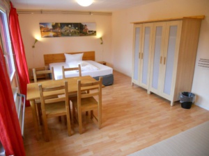 Familienzimmer 2 Queensizebetten Boxspring