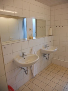 Gemeinschaftsbad - shared bathroom