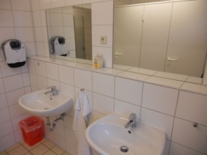 Gemeinschaftsbad - shared bathroom